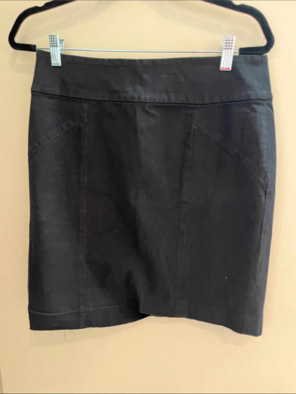 Banana Republic Black Mini Skirt — Classic Tailored Look